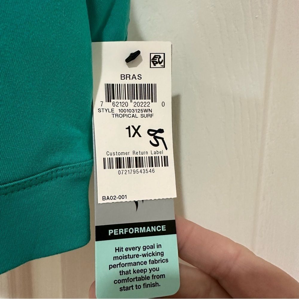Ideology sports bra. New with tag - Picture 3 of 8